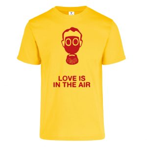 Playeras san valentin Love is in the air