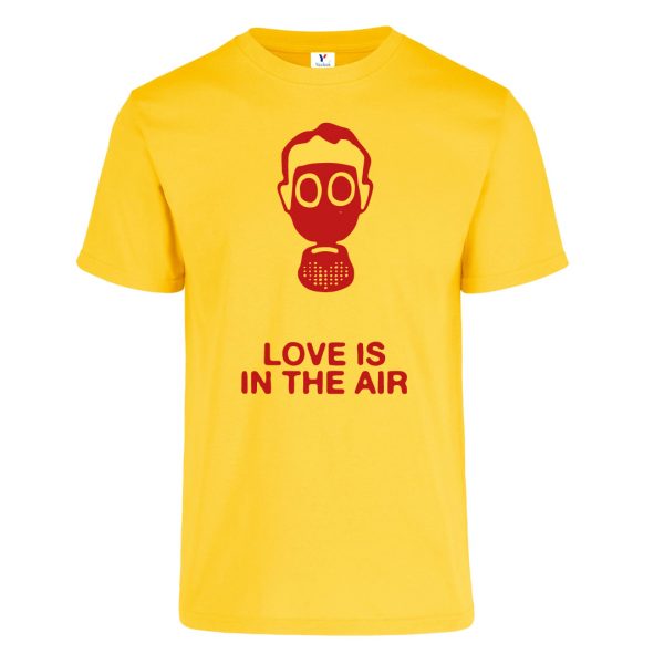 Playeras san valentin Love is in the air